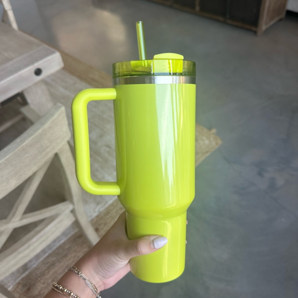 SOLD Starbucks Stanley Cup Lime Green - Picture 2 of 3